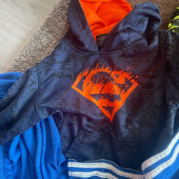 Lot of 4 Hoodies/sera shirt..Great condition!Brands include Adidas,Russel,chaps, - Picture 2 of 5